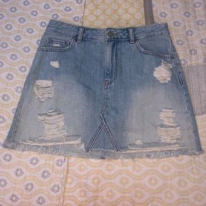 High rise skirt from hollister, Size 5 W27,